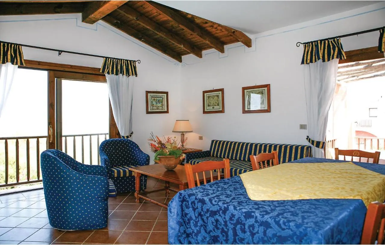 Villa Standard 6 Punta de su Torrione 別荘